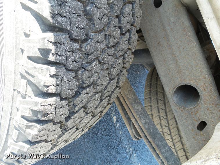 image for item DD2330 2007 Chevrolet Silverado 1500 pickup truck