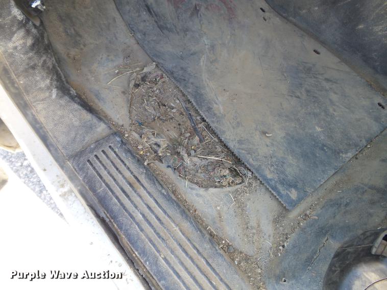 image for item DD2330 2007 Chevrolet Silverado 1500 pickup truck