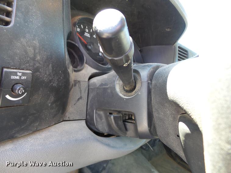 image for item DD2330 2007 Chevrolet Silverado 1500 pickup truck