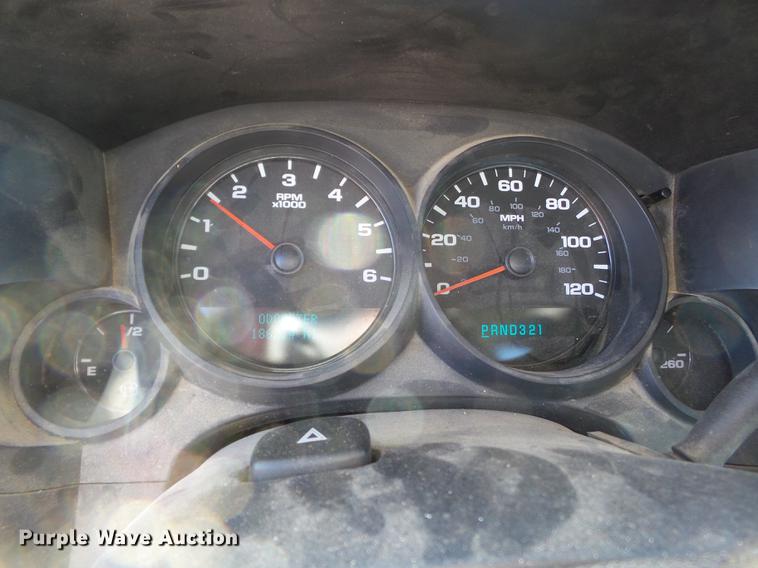 image for item DD2330 2007 Chevrolet Silverado 1500 pickup truck