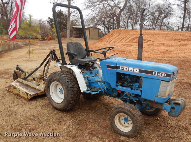 image for item DD3642 Ford 1120 MFWD tractor