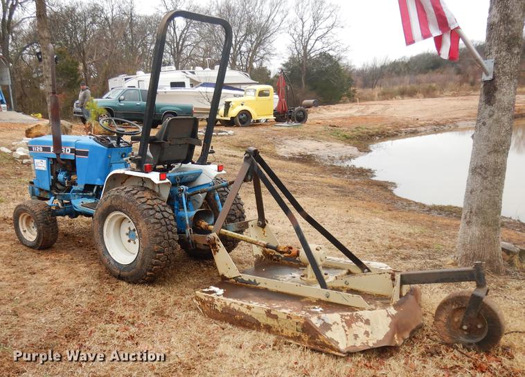 image for item DD3642 Ford 1120 MFWD tractor
