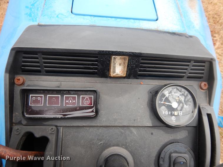 image for item DD3642 Ford 1120 MFWD tractor