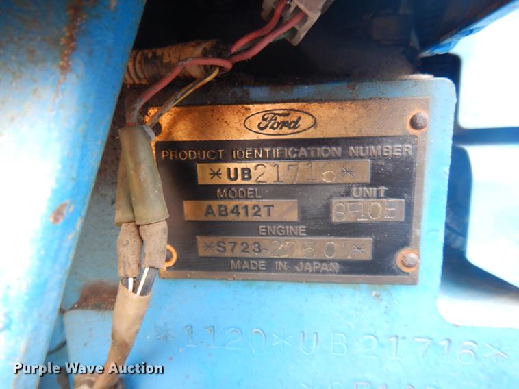 image for item DD3642 Ford 1120 MFWD tractor