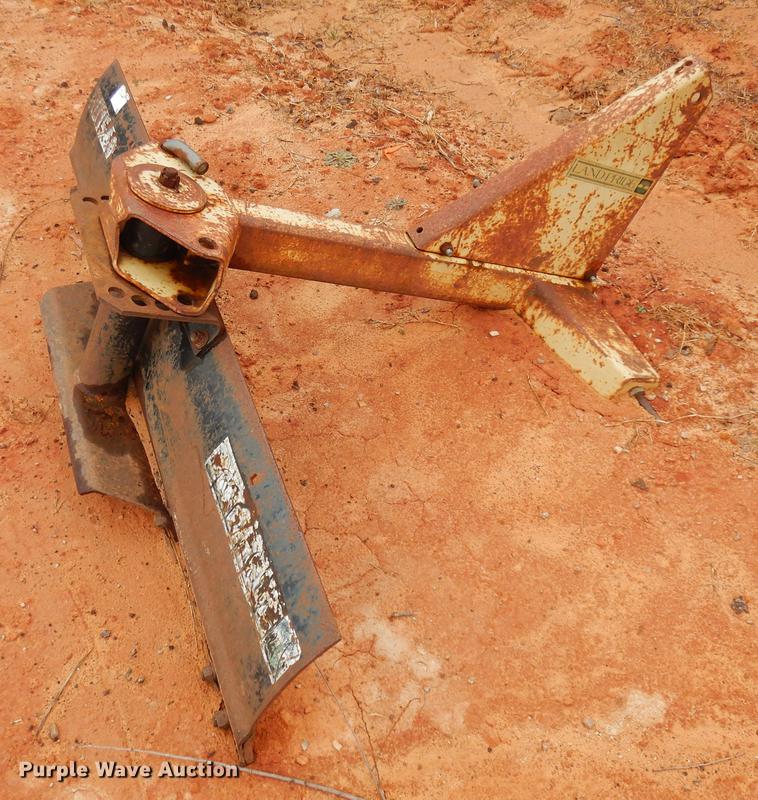 image for item DD3642 Ford 1120 MFWD tractor