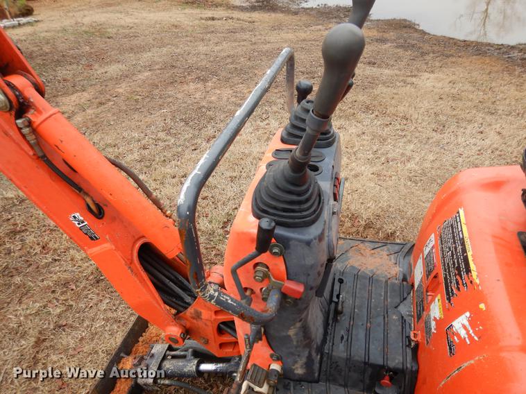 image for item DD3644 Kubota K008-3 mini excavator