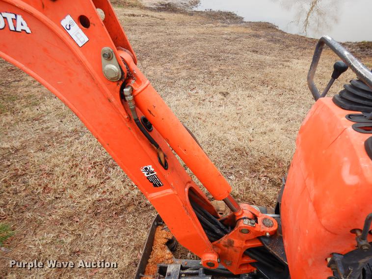 image for item DD3644 Kubota K008-3 mini excavator