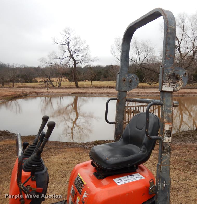 image for item DD3644 Kubota K008-3 mini excavator