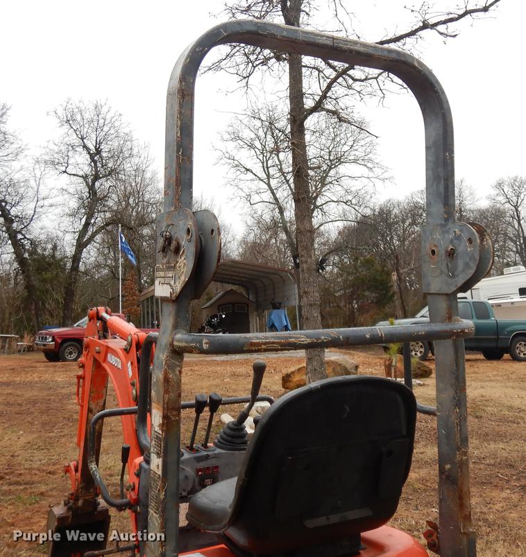image for item DD3644 Kubota K008-3 mini excavator