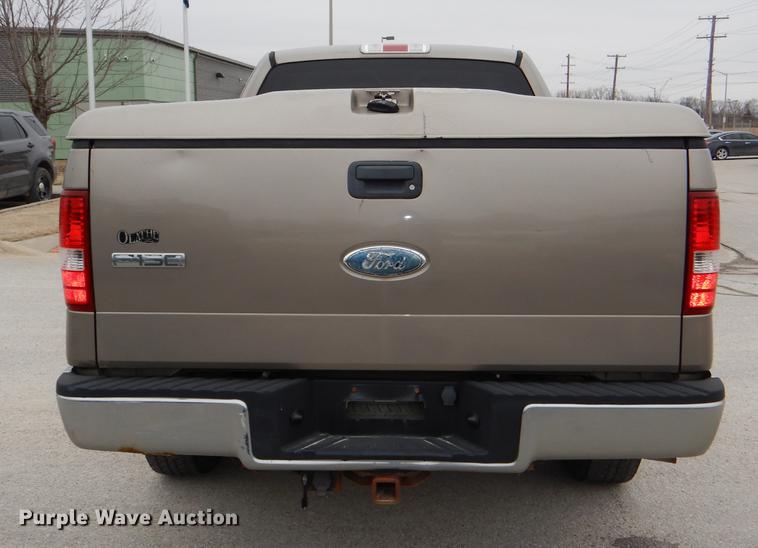 image for item DE0137 2006 Ford F150 XLT SuperCab pickup truck