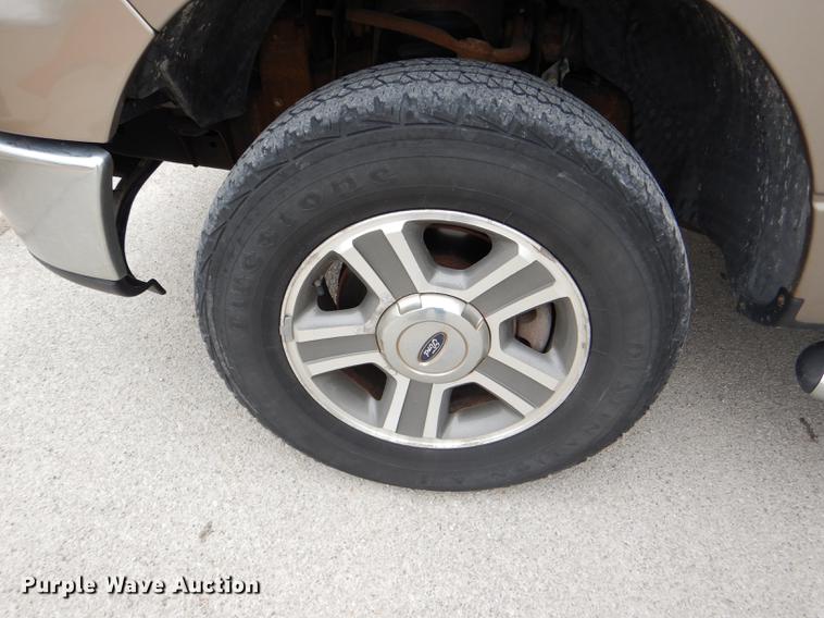 image for item DE0137 2006 Ford F150 XLT SuperCab pickup truck