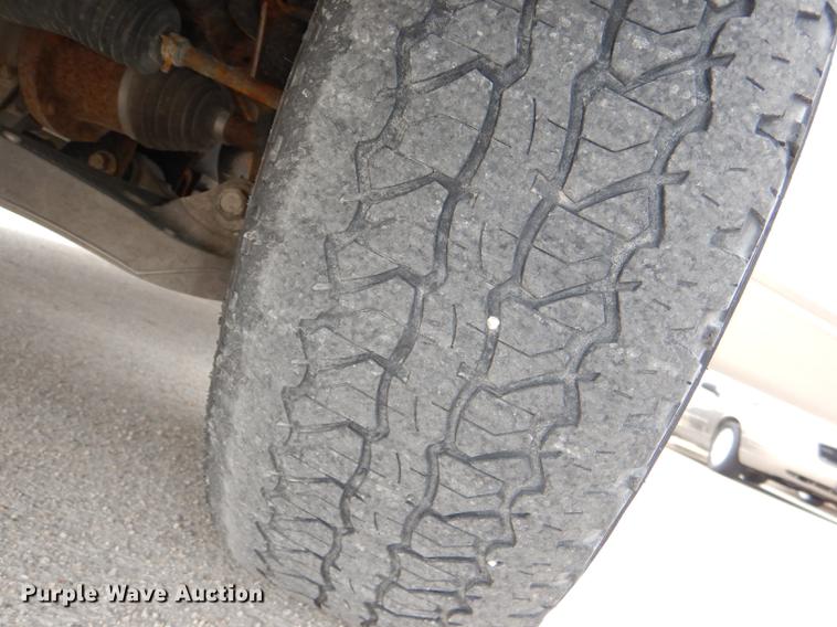 image for item DE0137 2006 Ford F150 XLT SuperCab pickup truck