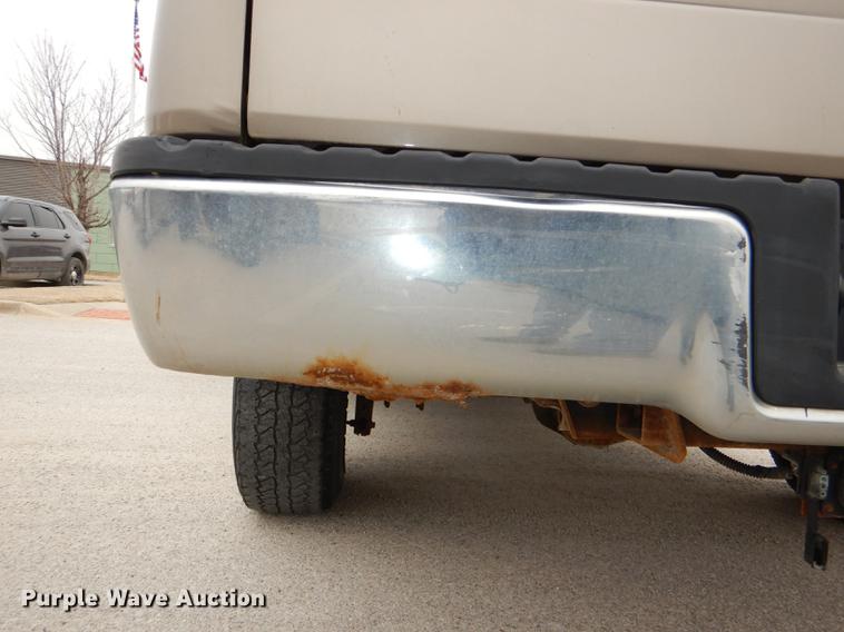 image for item DE0137 2006 Ford F150 XLT SuperCab pickup truck