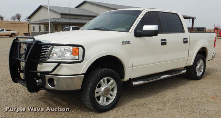 image for item DE3857 2007 Ford F150 Crew Cab pickup truck