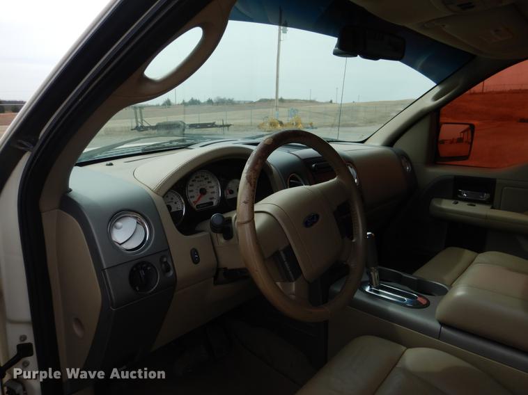 image for item DE3857 2007 Ford F150 Crew Cab pickup truck