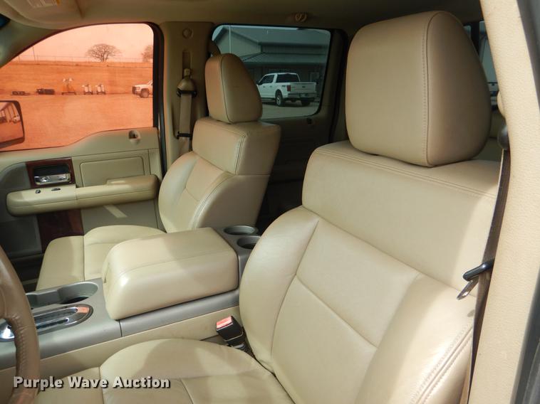 image for item DE3857 2007 Ford F150 Crew Cab pickup truck