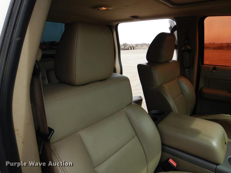 image for item DE3857 2007 Ford F150 Crew Cab pickup truck