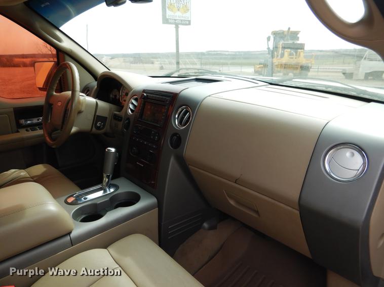 image for item DE3857 2007 Ford F150 Crew Cab pickup truck