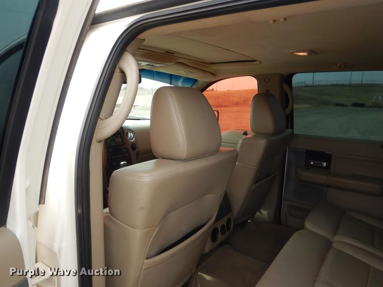 image for item DE3857 2007 Ford F150 Crew Cab pickup truck