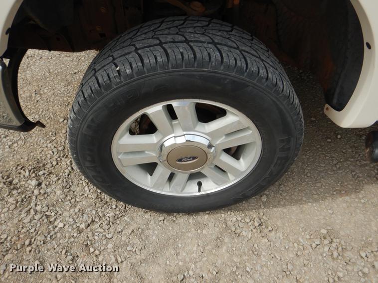 image for item DE3857 2007 Ford F150 Crew Cab pickup truck