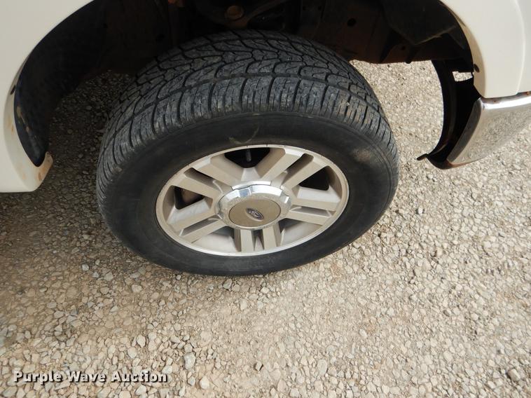 image for item DE3857 2007 Ford F150 Crew Cab pickup truck