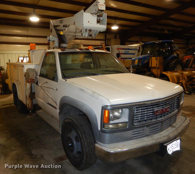 image for item DE6029 1998 GMC Sierra 3500HD SL bucket truck