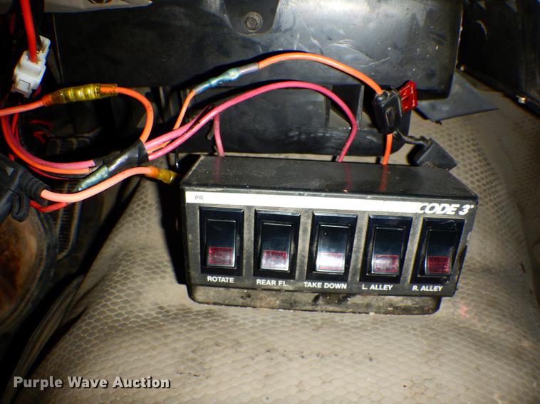 image for item DE6029 1998 GMC Sierra 3500HD SL bucket truck