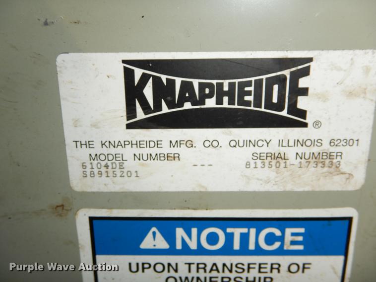 image for item DE6029 1998 GMC Sierra 3500HD SL bucket truck