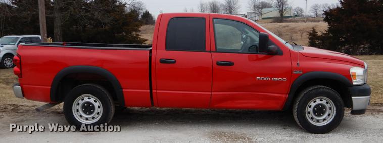 image for item DE6032 2007 Dodge Ram 1500 Quad Cab pickup truck