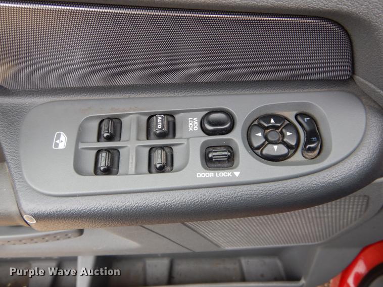 image for item DE6032 2007 Dodge Ram 1500 Quad Cab pickup truck