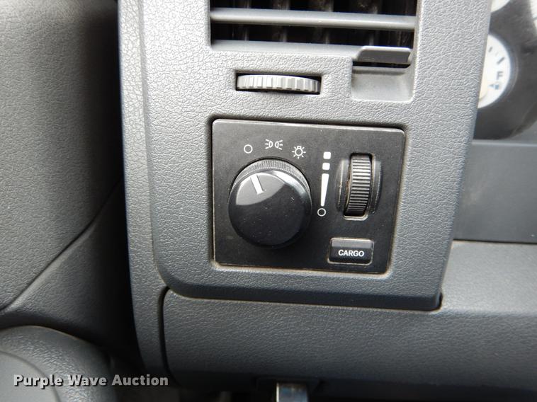 image for item DE6032 2007 Dodge Ram 1500 Quad Cab pickup truck