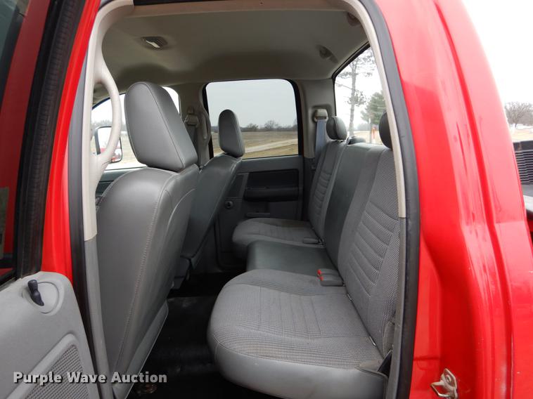 image for item DE6032 2007 Dodge Ram 1500 Quad Cab pickup truck