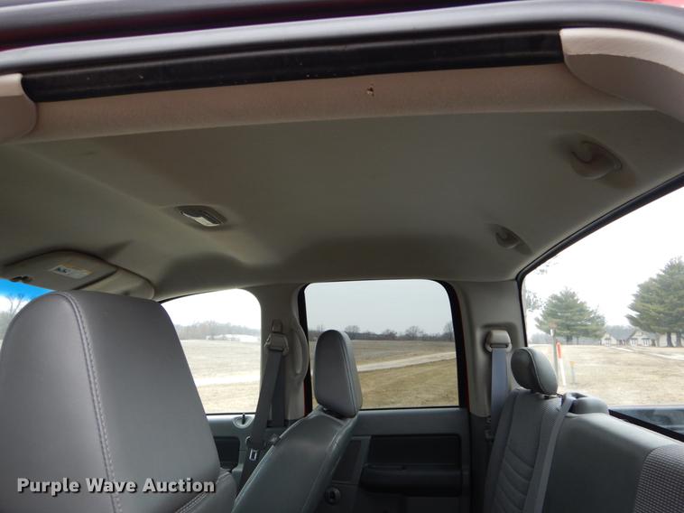 image for item DE6032 2007 Dodge Ram 1500 Quad Cab pickup truck