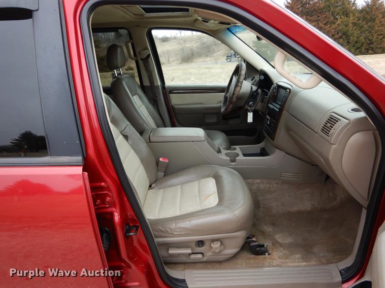 image for item DE6035 2003 Ford Explorer Eddie Bauer SUV