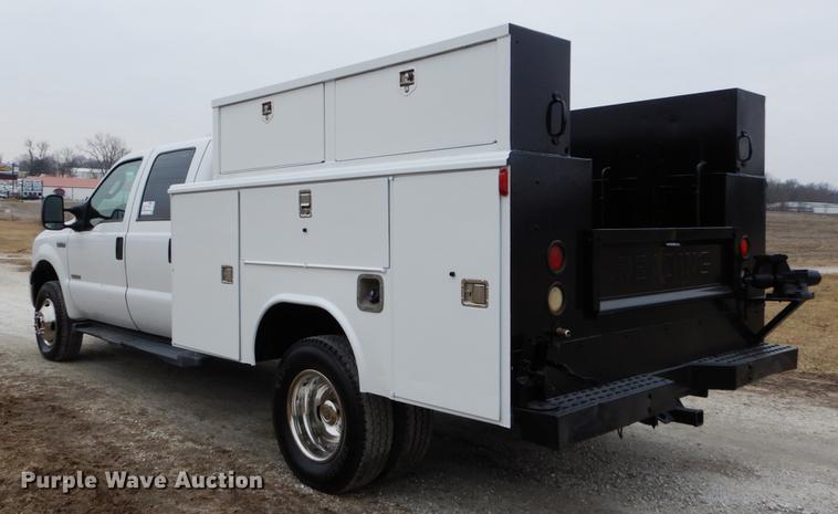 image for item DE6036 2006 Ford F350 Super Duty XL Crew Cab pickup truck