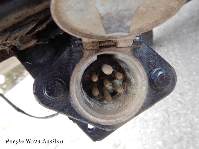 image for item DE6036 2006 Ford F350 Super Duty XL Crew Cab pickup truck