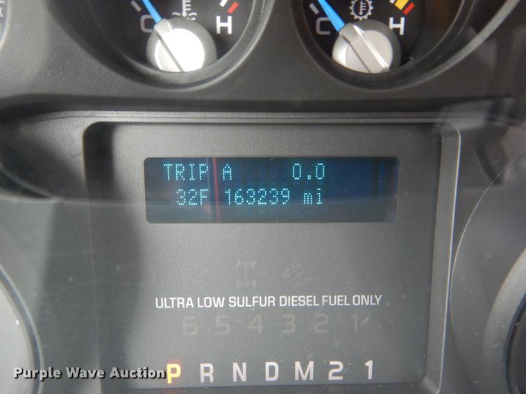 image for item DE6037 2012 Ford F550 Super Duty XL shuttle bus