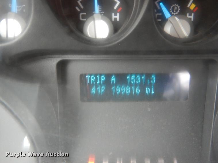 image for item DE6038 2012 Ford F450 Super Duty XL flatbed truck