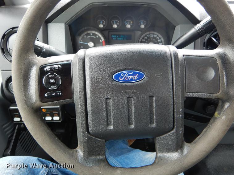 image for item DE6038 2012 Ford F450 Super Duty XL flatbed truck