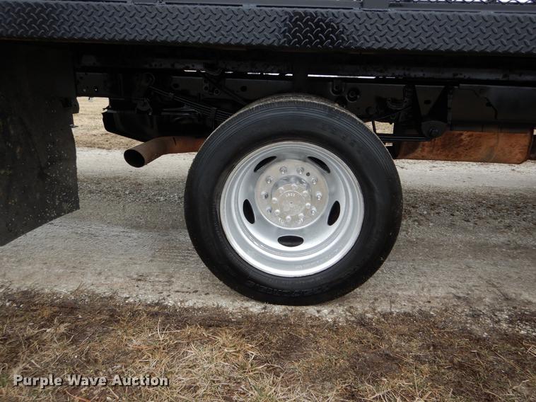 image for item DE6038 2012 Ford F450 Super Duty XL flatbed truck