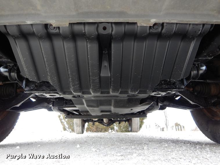 image for item DE6039 2005 Chevrolet Silverado 3500 Ext. Cab pickup truck