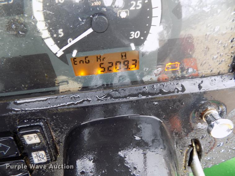 image for item DE7606 John Deere 3032E MFWD tractor