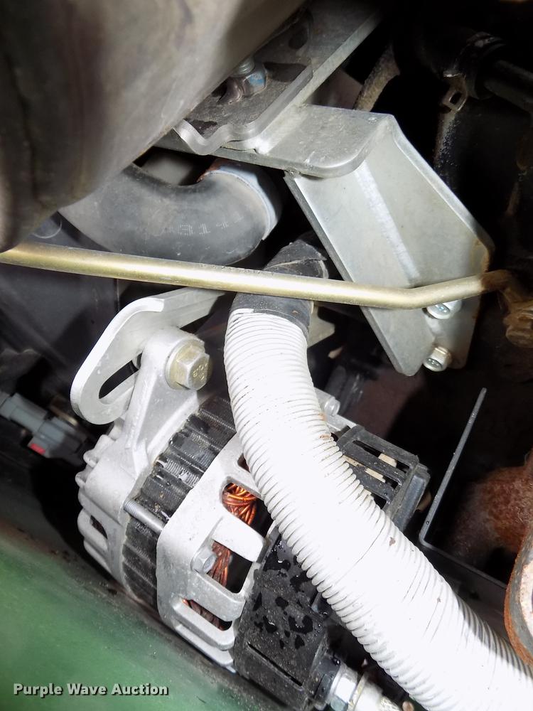 image for item DE7606 John Deere 3032E MFWD tractor