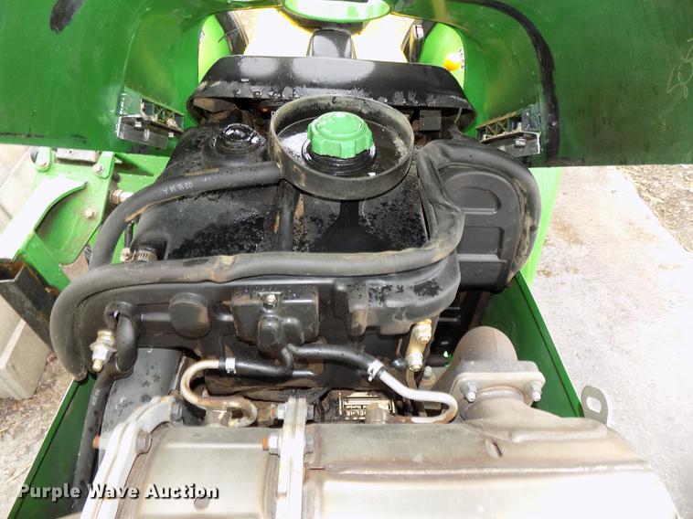 image for item DE7606 John Deere 3032E MFWD tractor