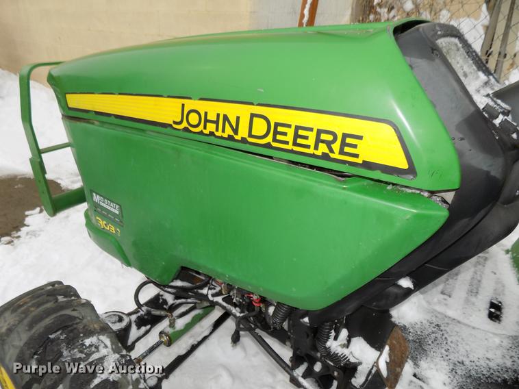 image for item DE7606 John Deere 3032E MFWD tractor
