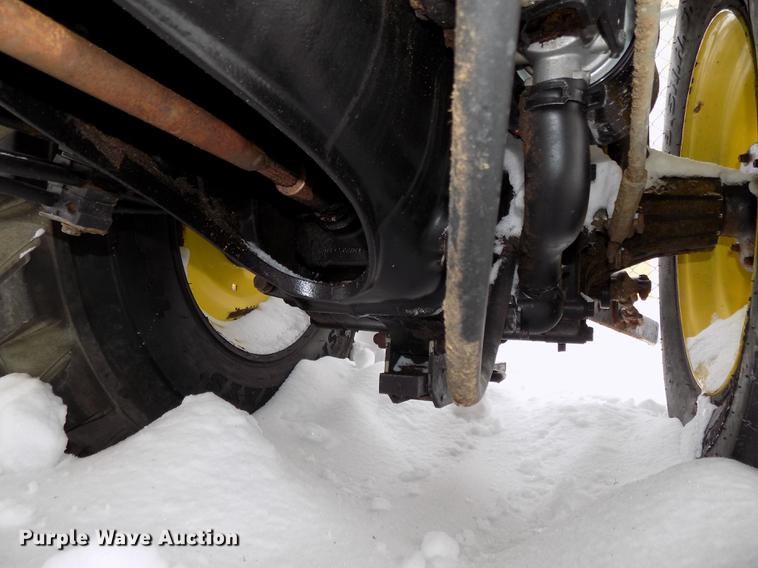 image for item DE7606 John Deere 3032E MFWD tractor