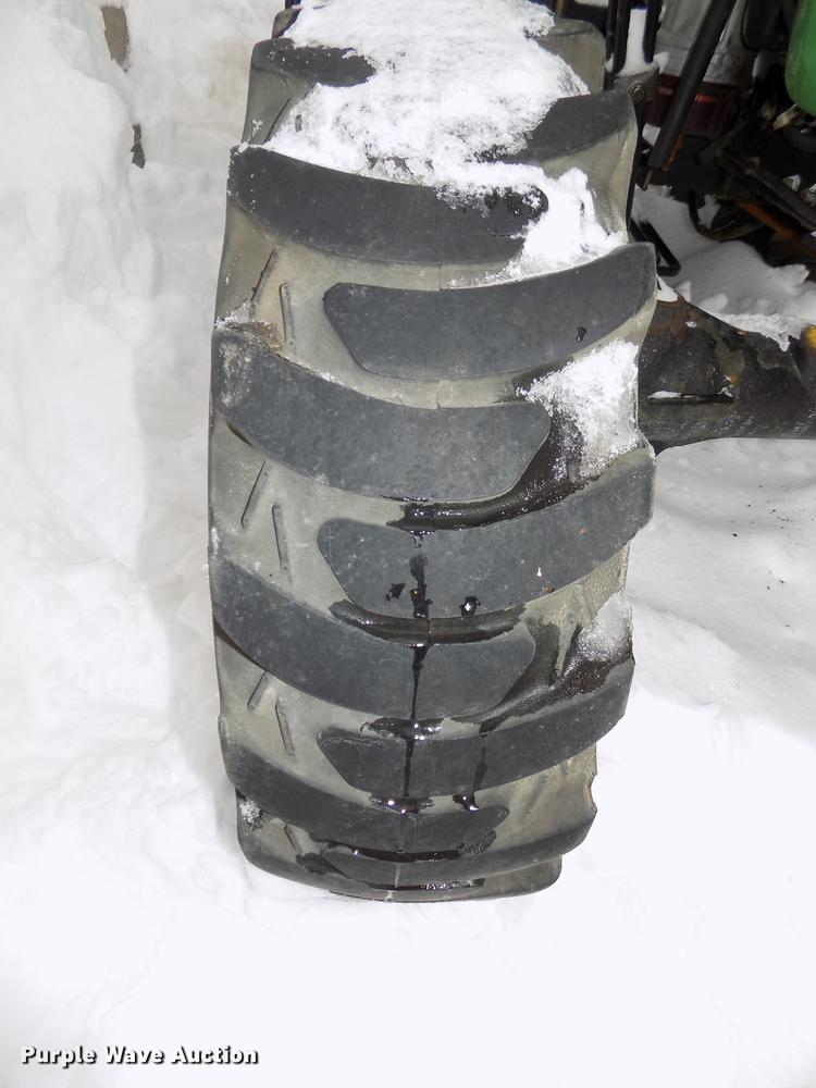 image for item DE7606 John Deere 3032E MFWD tractor