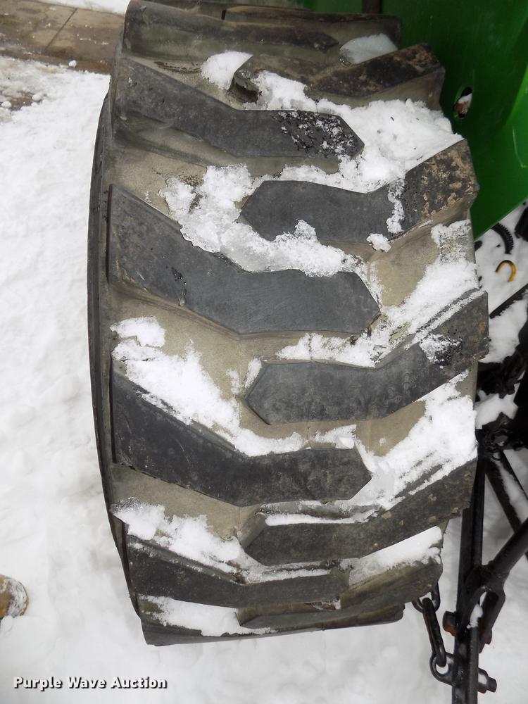 image for item DE7606 John Deere 3032E MFWD tractor