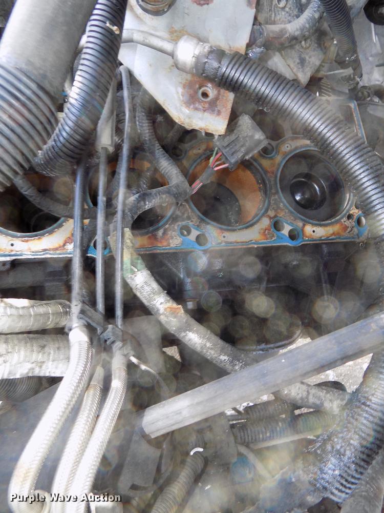 image for item DE7607 2006 Ford F250 Super Duty XL SuperCab pickup truck cab and chassis