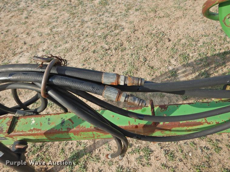 image for item DF2531 John Deere 700 hay rake